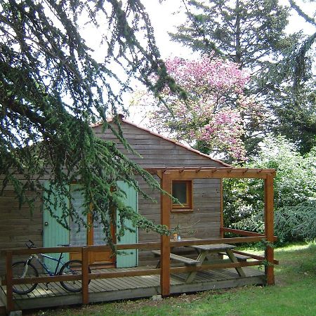 Les Chalets Du Domaine Des Soyeux Saint-Julien-Molin-Molette Kültér fotó